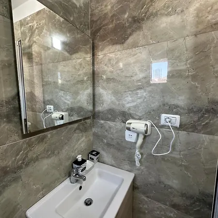 Jona Rooms Himara Kültér fotó