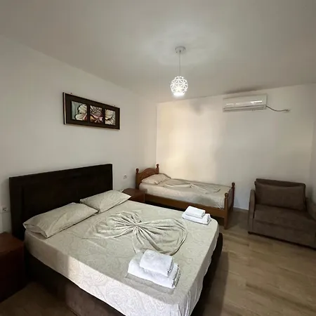 Jona Rooms Himara Kültér fotó