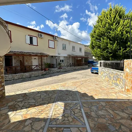 Jona Rooms Himara Kültér fotó