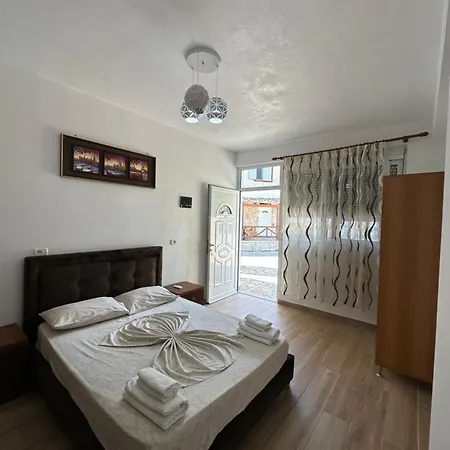 Jona Rooms Himara Kültér fotó