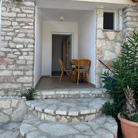 Jona Rooms Himara Kültér fotó