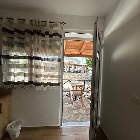 Jona Rooms Himara Kültér fotó