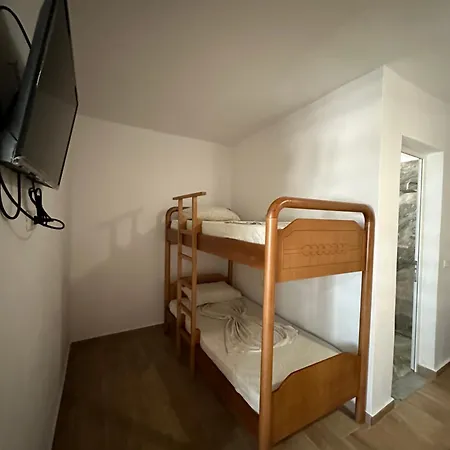 Jona Rooms Himara Kültér fotó