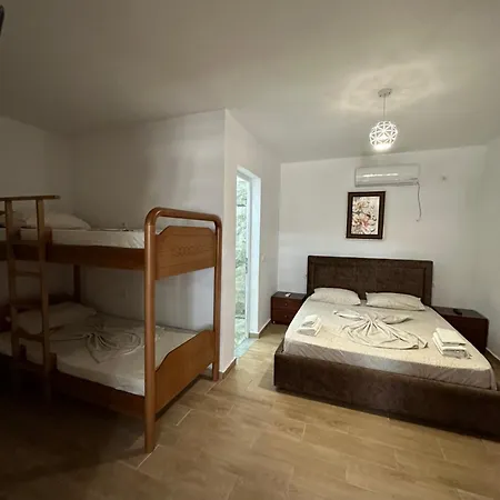 Jona Rooms Himara Kültér fotó