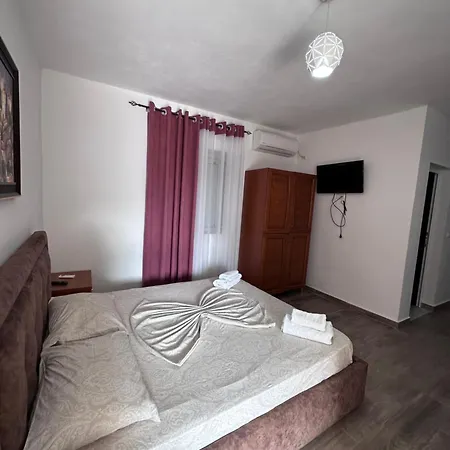 Jona Rooms Himara Kültér fotó